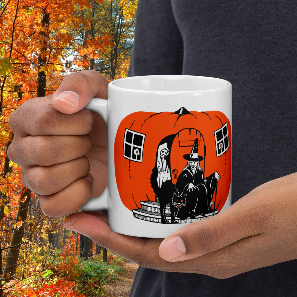 Pumpkin Witch House Black Cat Retro Halloween Vintage Mug