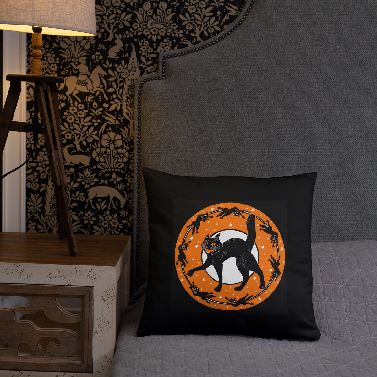 Black Cats Full Moon Retro Halloween Black Square Pillow