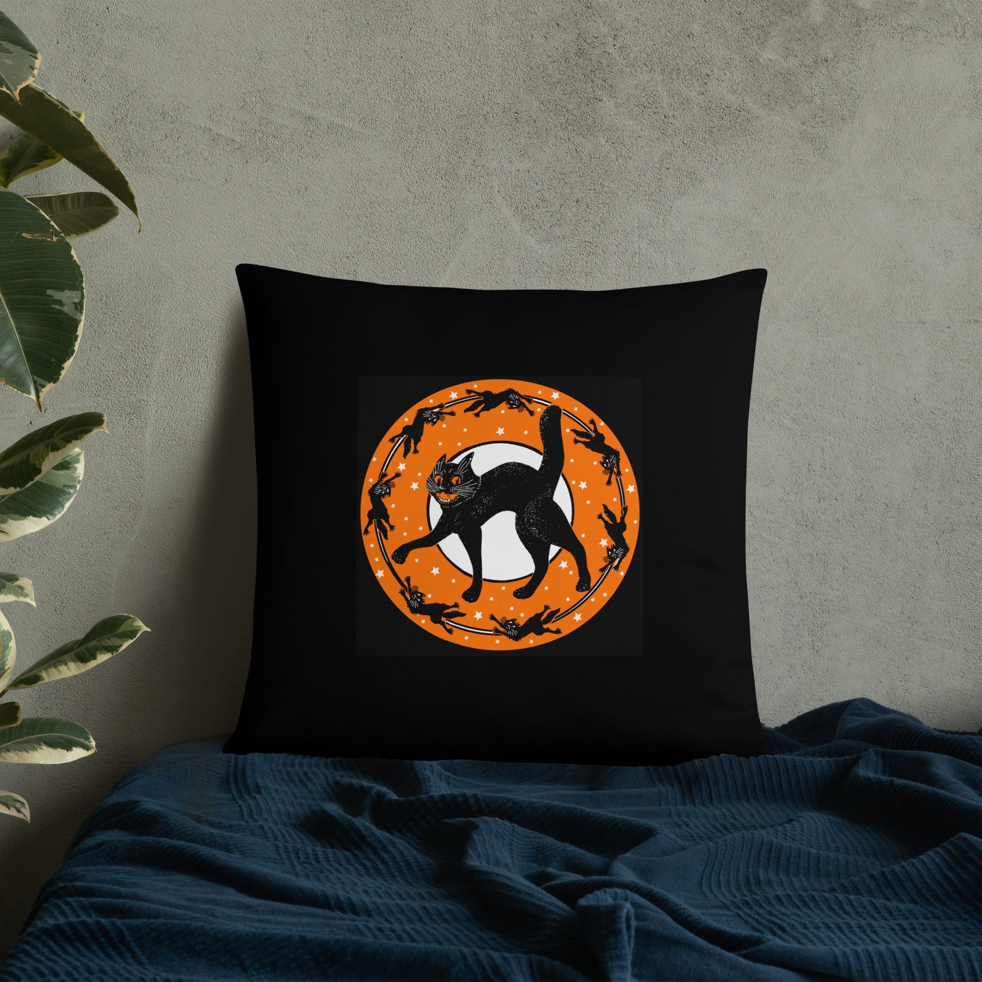Black Cats Full Moon Retro Halloween Black Square Pillow