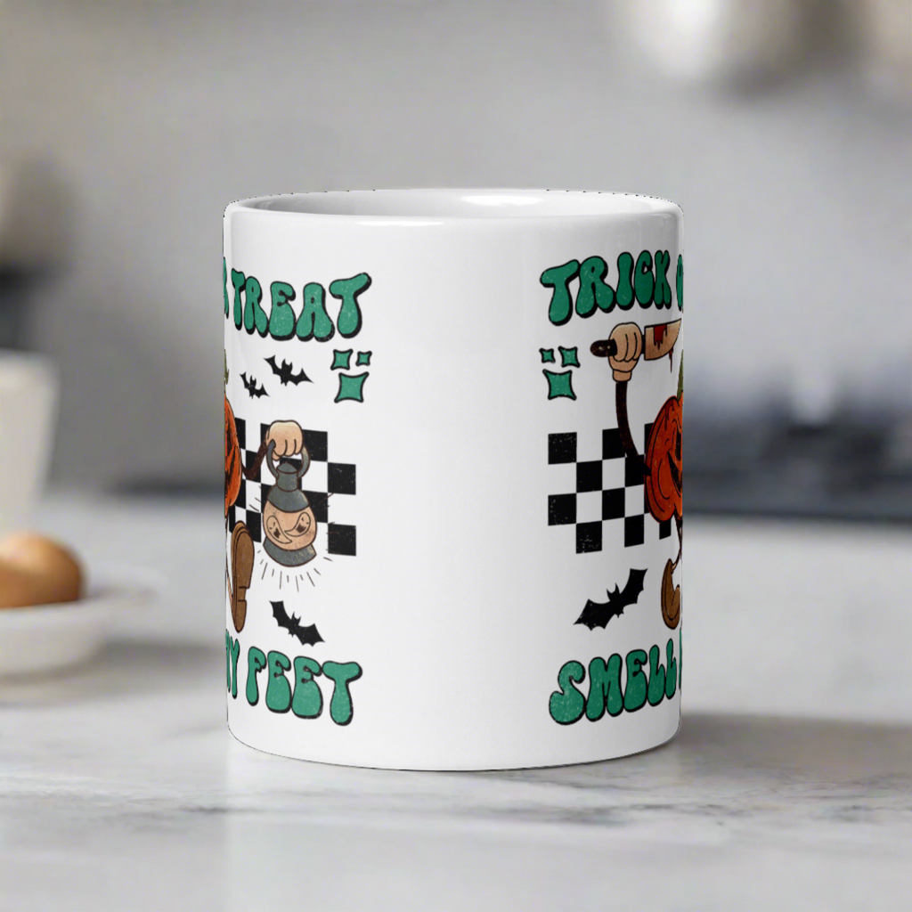 Trick Or Treat Smell My Feet Jack O Lantern Halloween Retro Style Coffee Mug