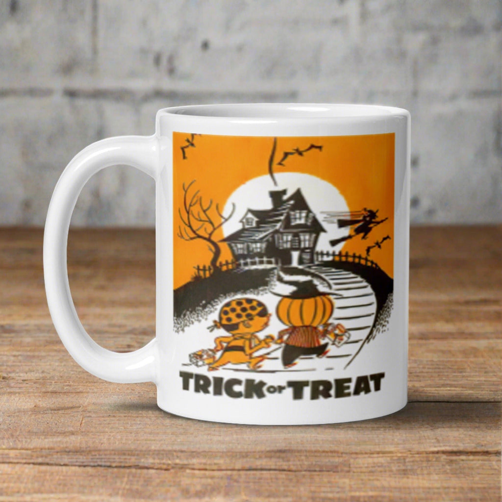 Trick or Treat Halloween Retro Vintage Art Glossy Coffee Mug