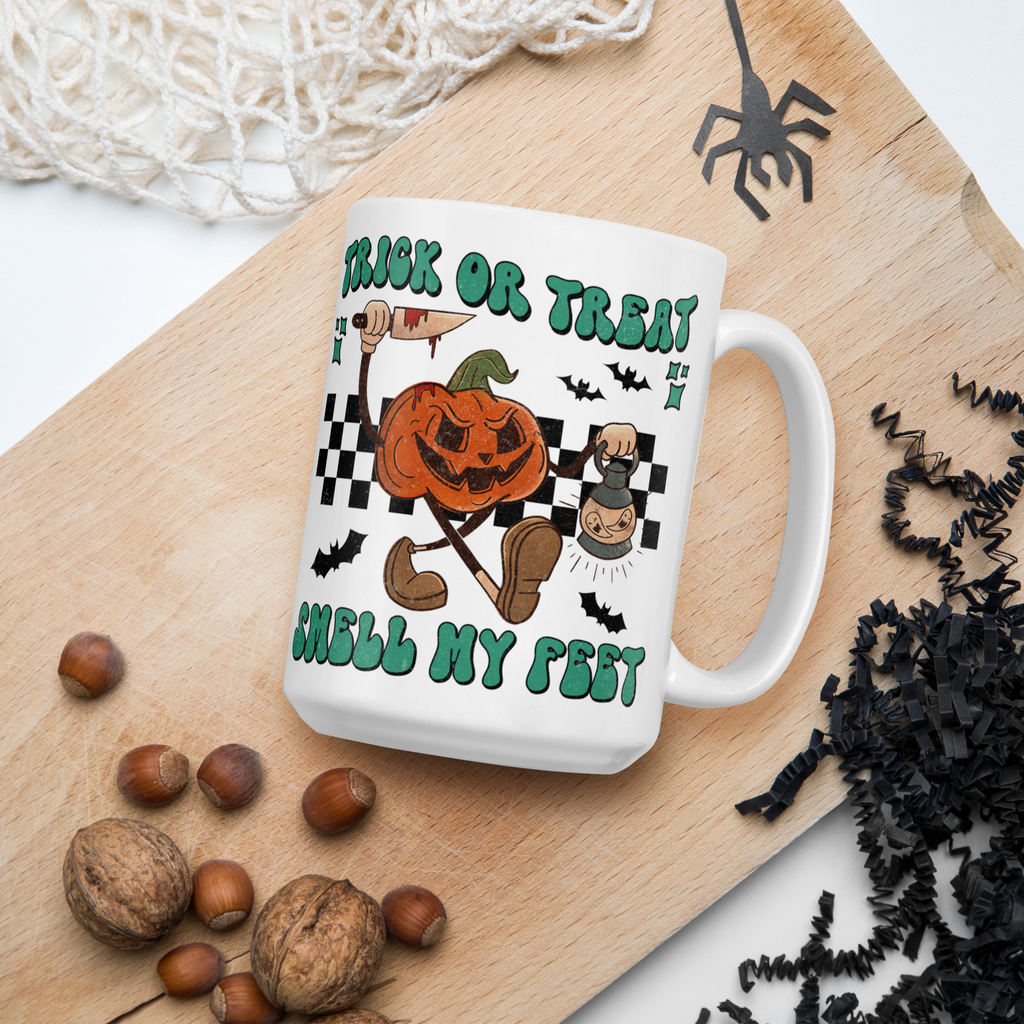 Trick Or Treat Smell My Feet Jack O Lantern Halloween Retro Style Coffee Mug
